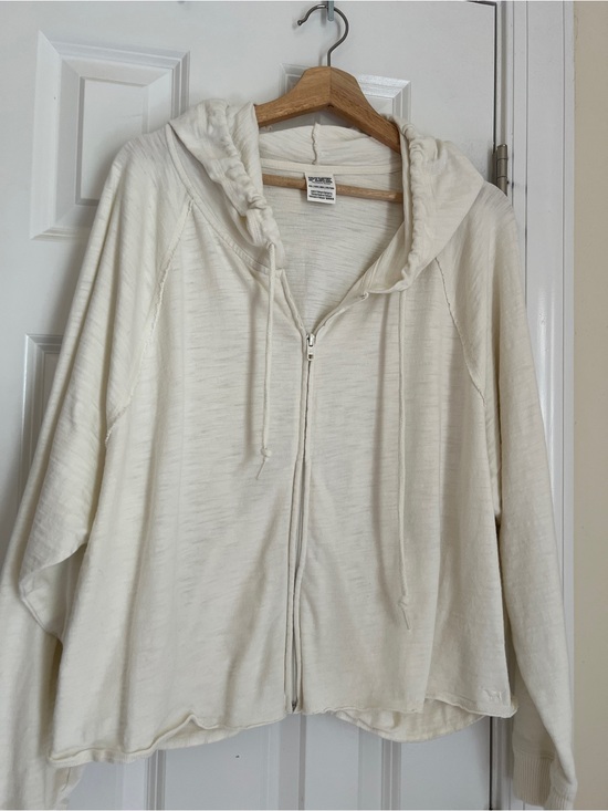 PINK Victoria's Secret Tops - PINK Victoria’s  Secret Lightweight Zip-Up Hoodie in Ivory XXL Cool summer night